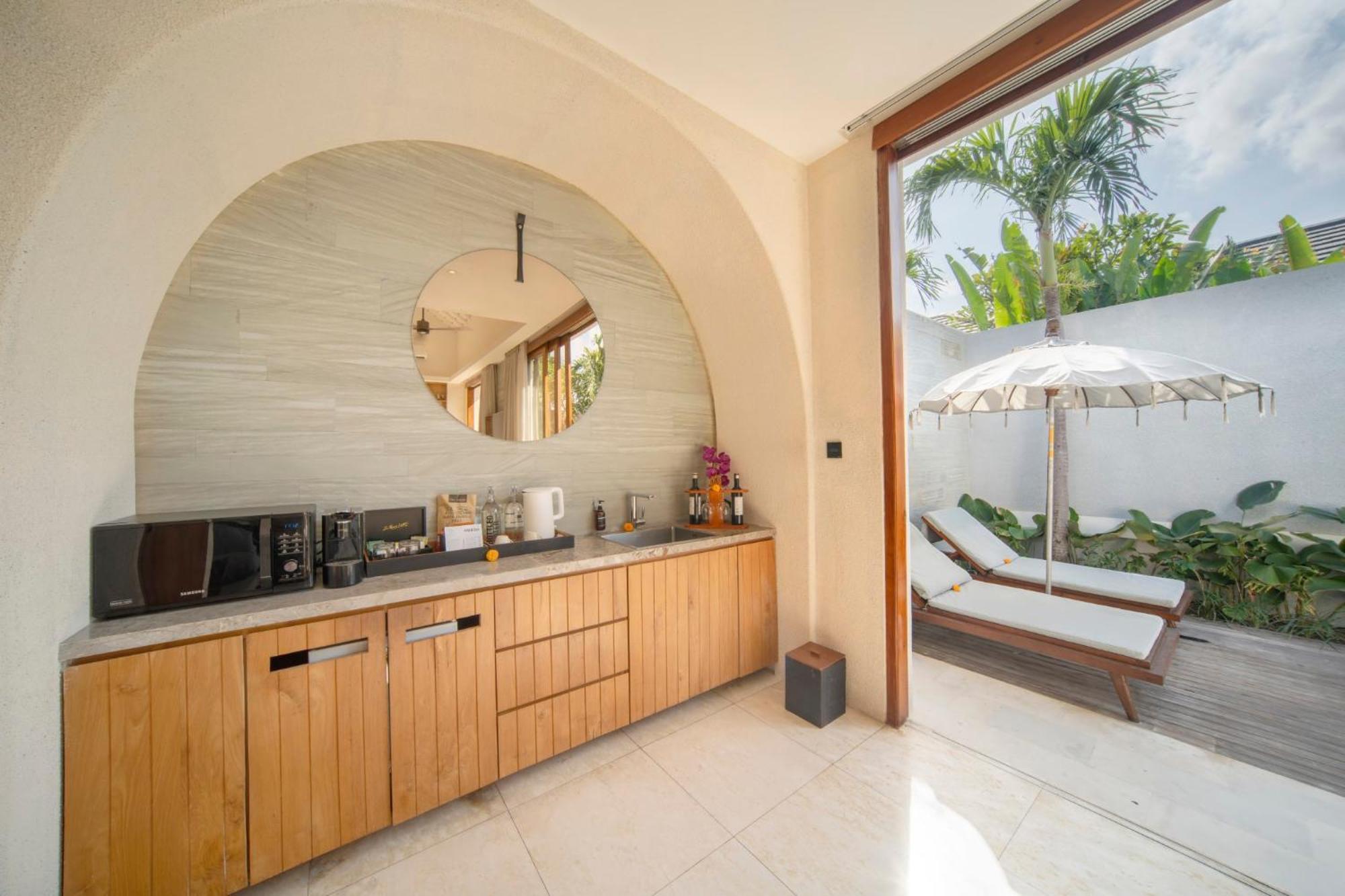 Astera Villa Seminyak By Ini Vie Hospitality 外观 照片