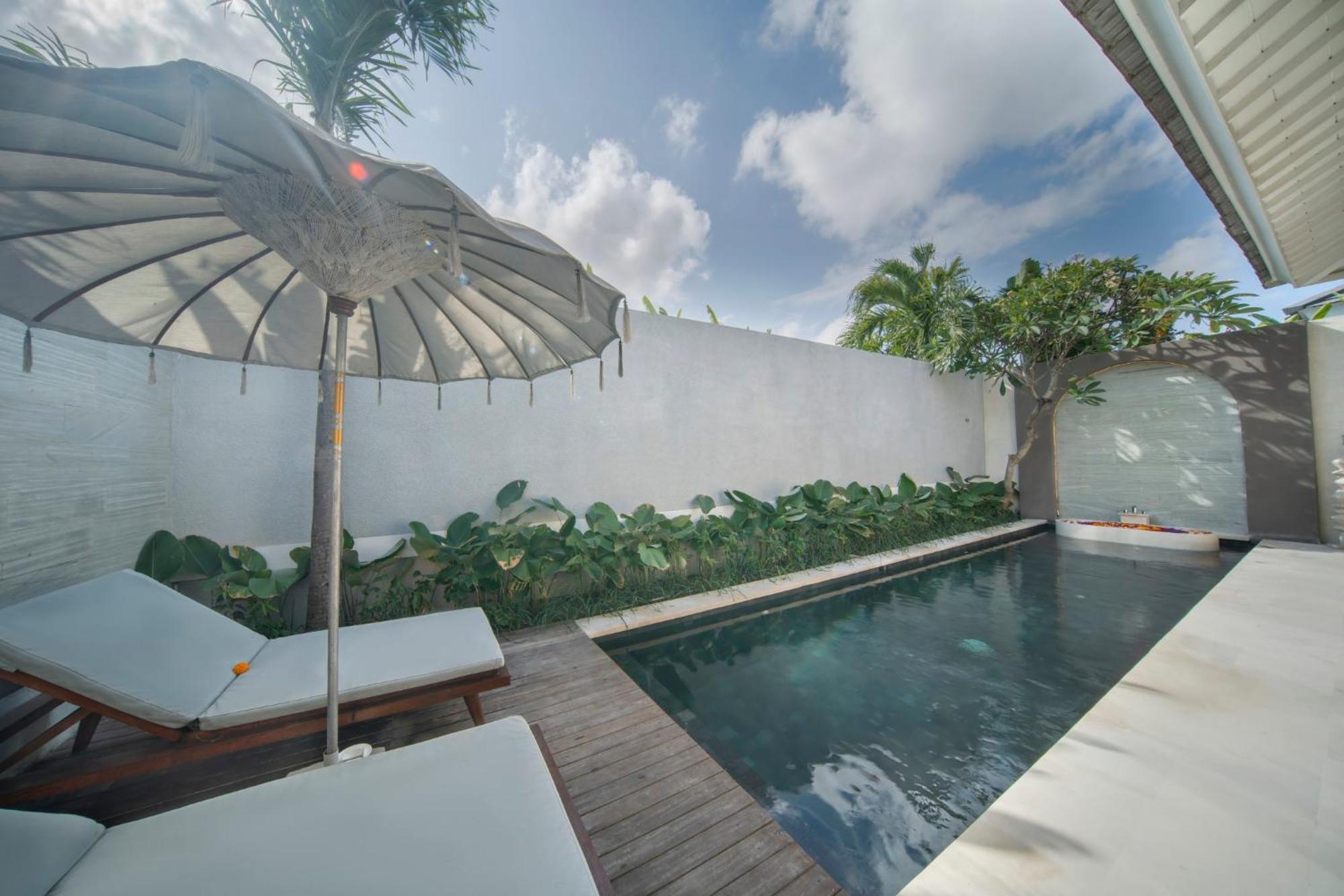 Astera Villa Seminyak By Ini Vie Hospitality 外观 照片