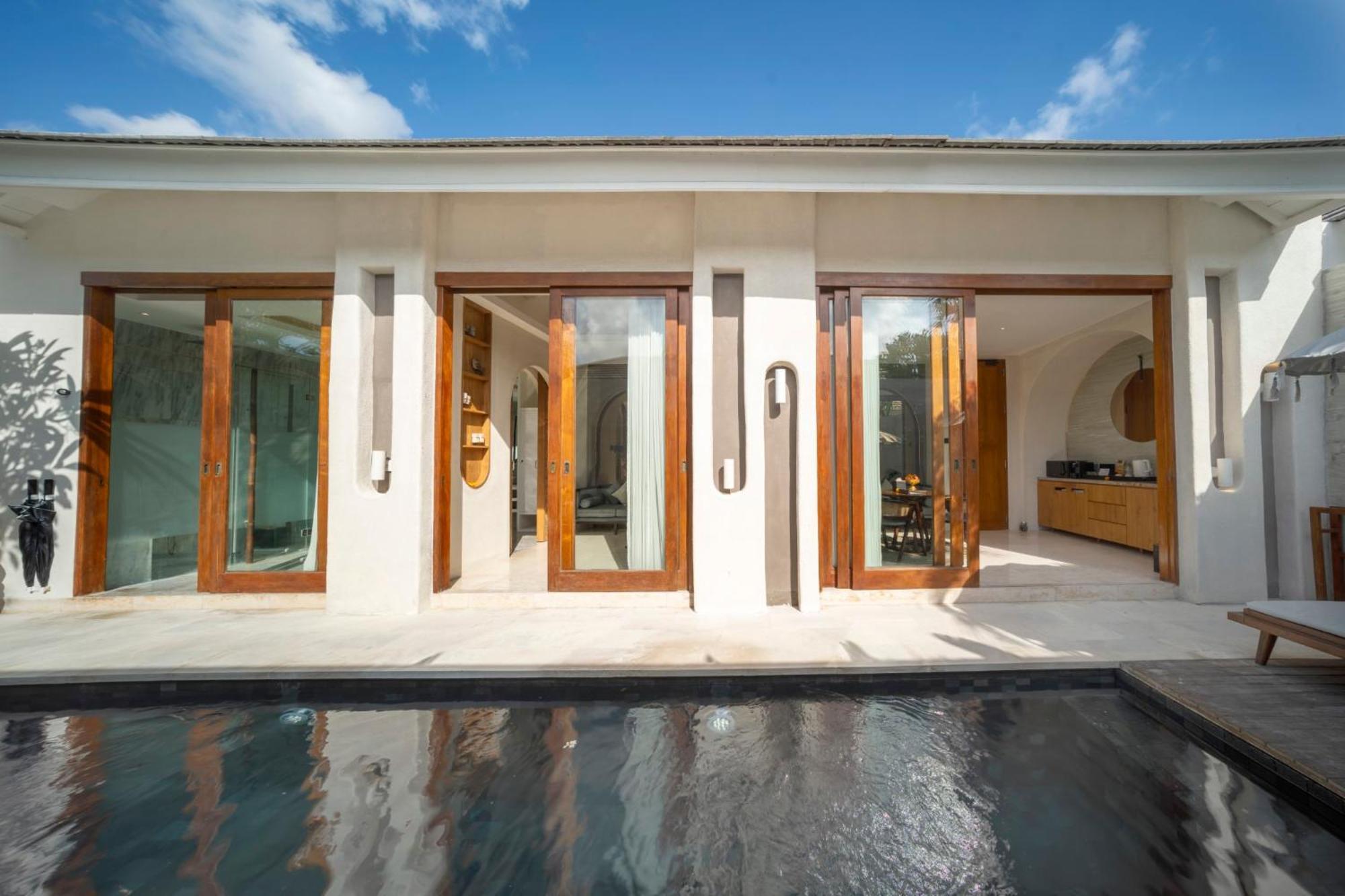 Astera Villa Seminyak By Ini Vie Hospitality 外观 照片