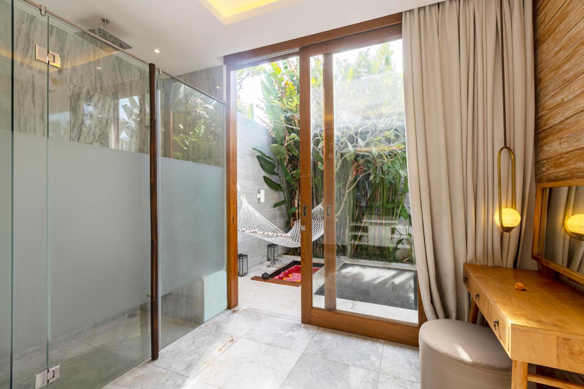 Astera Villa Seminyak By Ini Vie Hospitality 外观 照片